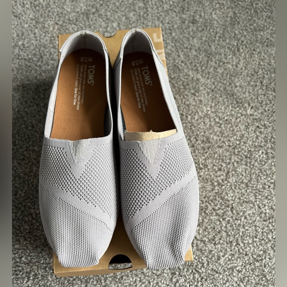 TOMS CLASSIC DRIZZLE GREY CUSTOM KNIT FLATS